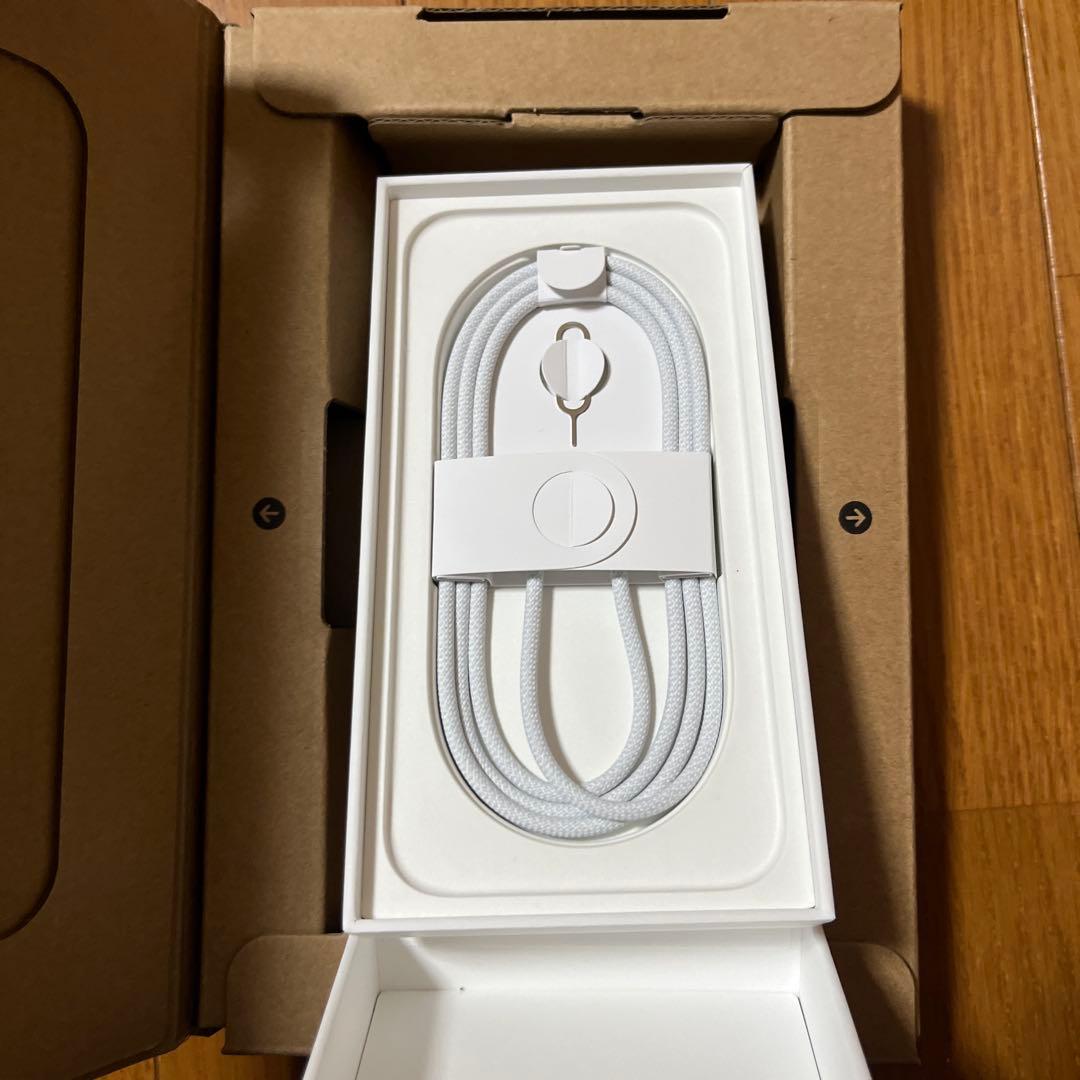 iPhone16e ブラック　128GB SIMフリー