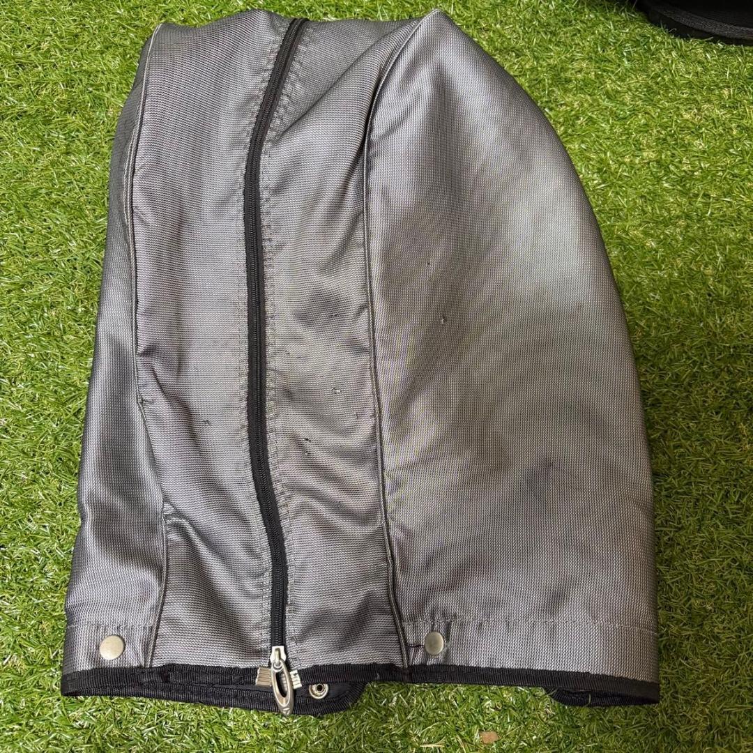 TaylorMade テーラーメイド キャディバッグ ゴルフバッグ　フードあり