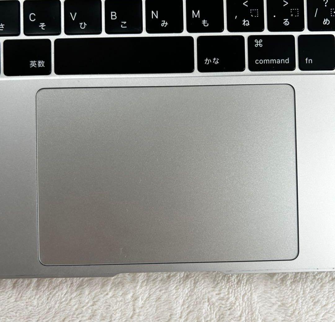 MacBook Air 13in 2019（8GB / 256GB /シルバー）