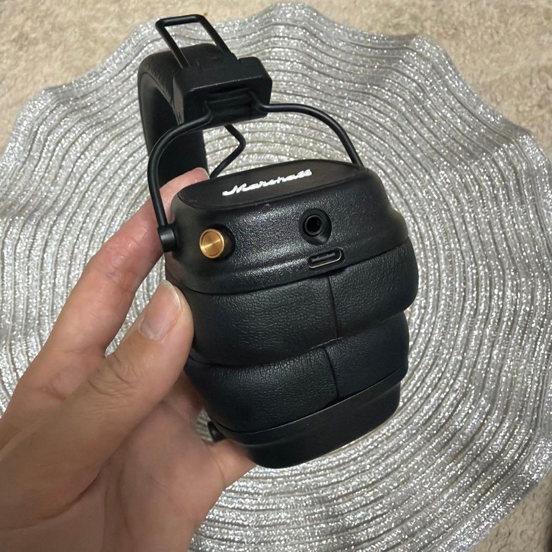 Marshall ワイヤレスヘッドホン IV ブラック