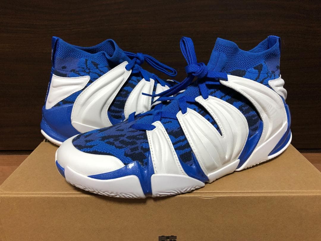 【新品・最終値段】EQLZ® 360 バスケットシューズ