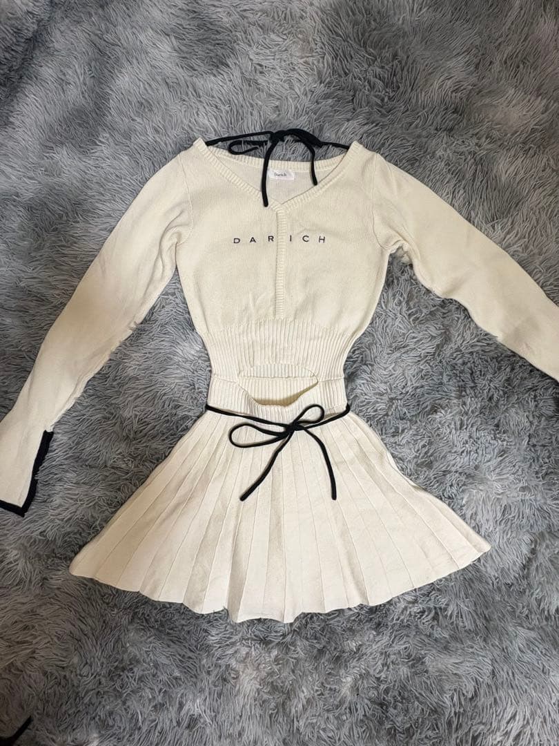 （最安値）ウエストオープンリボンデザインニットミニワンピース Darich