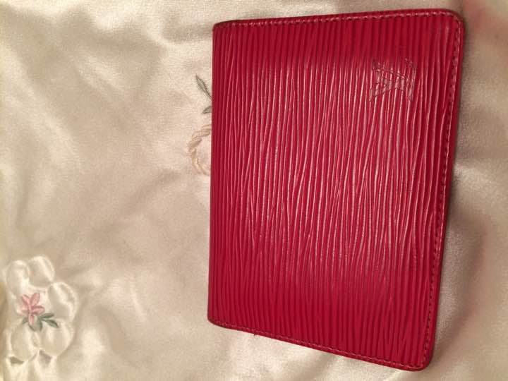 少し難あり ルイヴィトン エピ 定期、カードケース