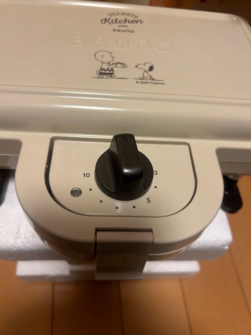 グリルサンドメーカーダブル　PEANUTS BRUNO