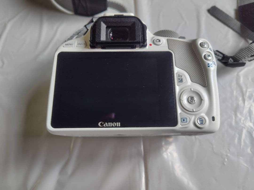 Canon EOS Kiss X7(ホワイト)ダブルレンズキット2