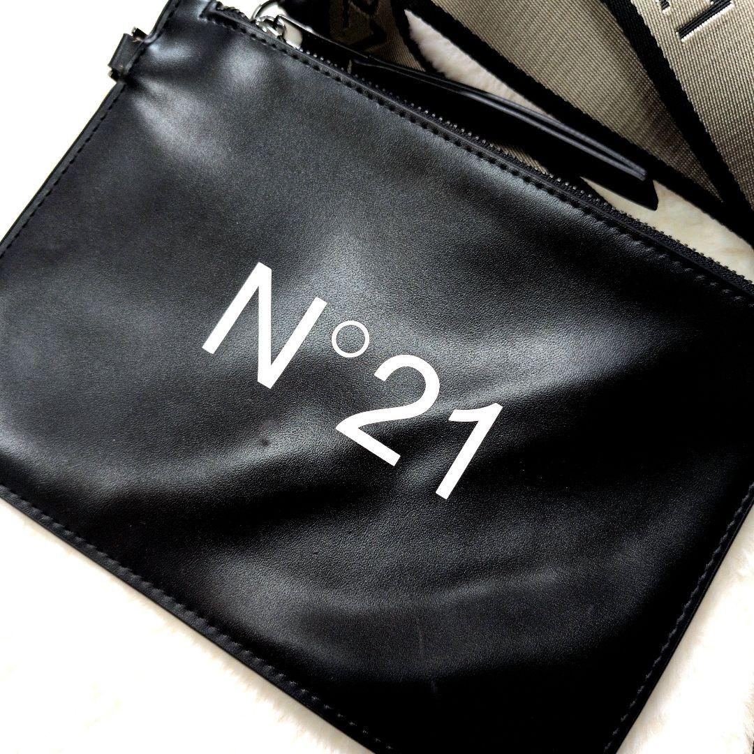 【入手困難】ヌメロヴェントゥーノ ショルダーバッグ サコッシュ レザー