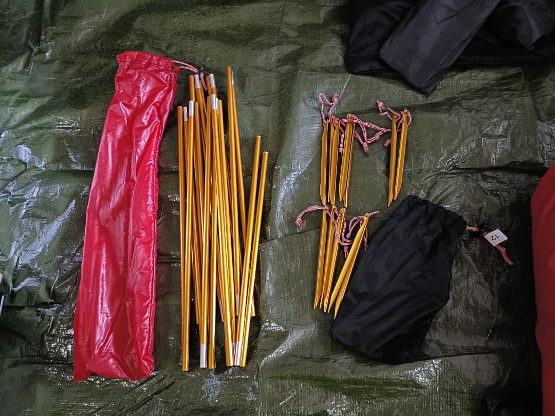 1*0様 Hilleberg ウナ(レッド) フットプリント付　ヒルバーグ　ウナ