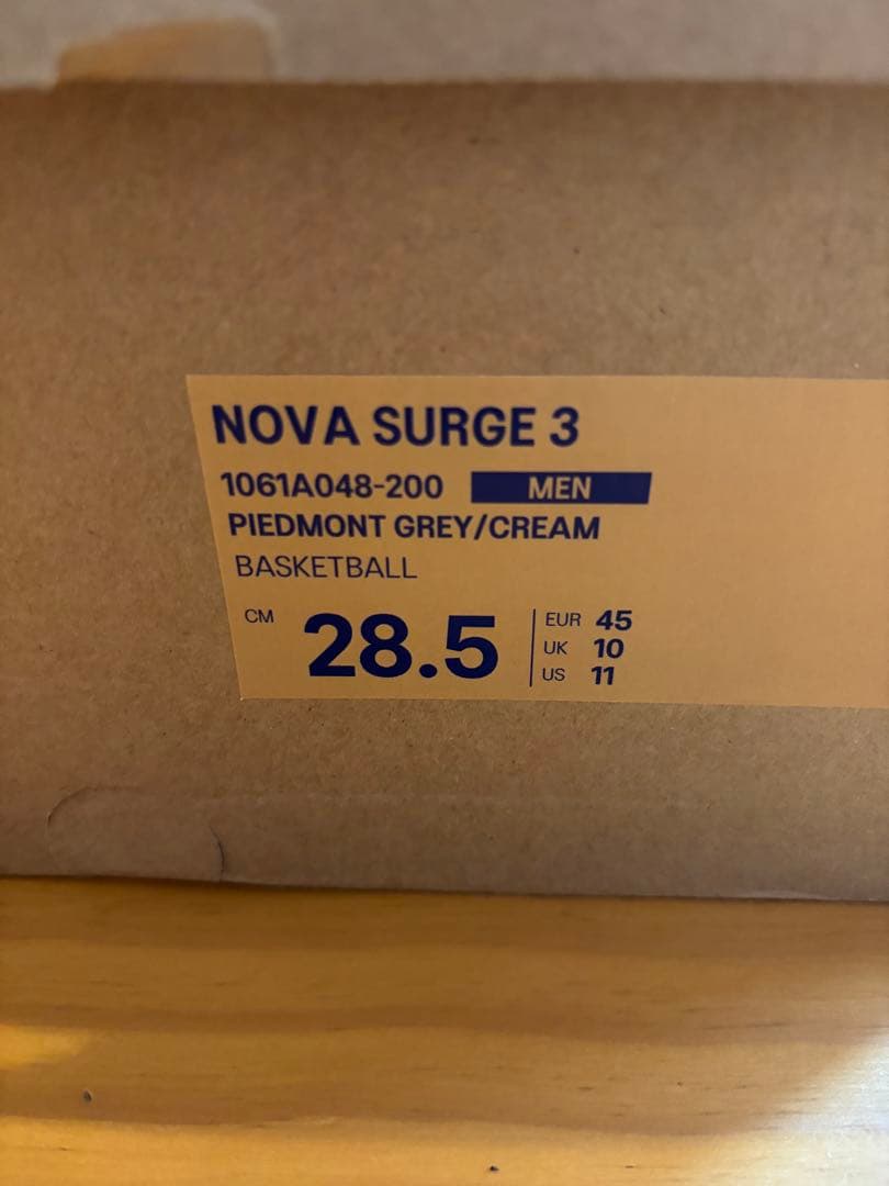 シューズ(男性用) ASICS NOVA SURGE 3 28.5cm