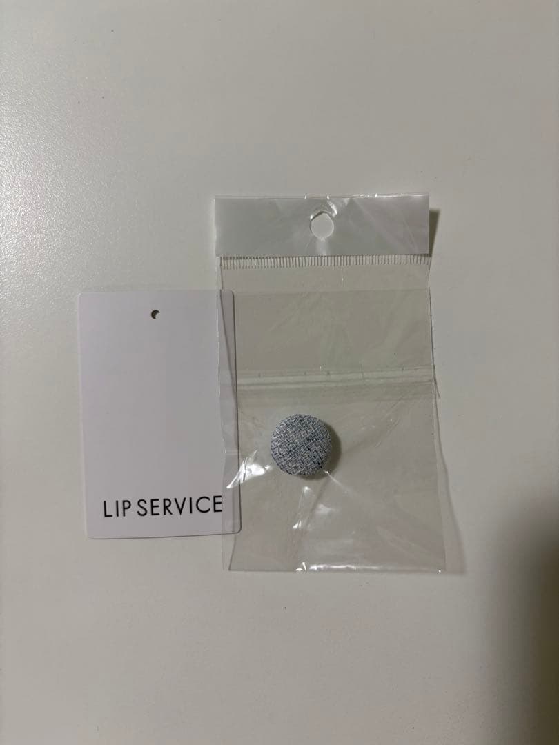 リップサービス　リボントップス