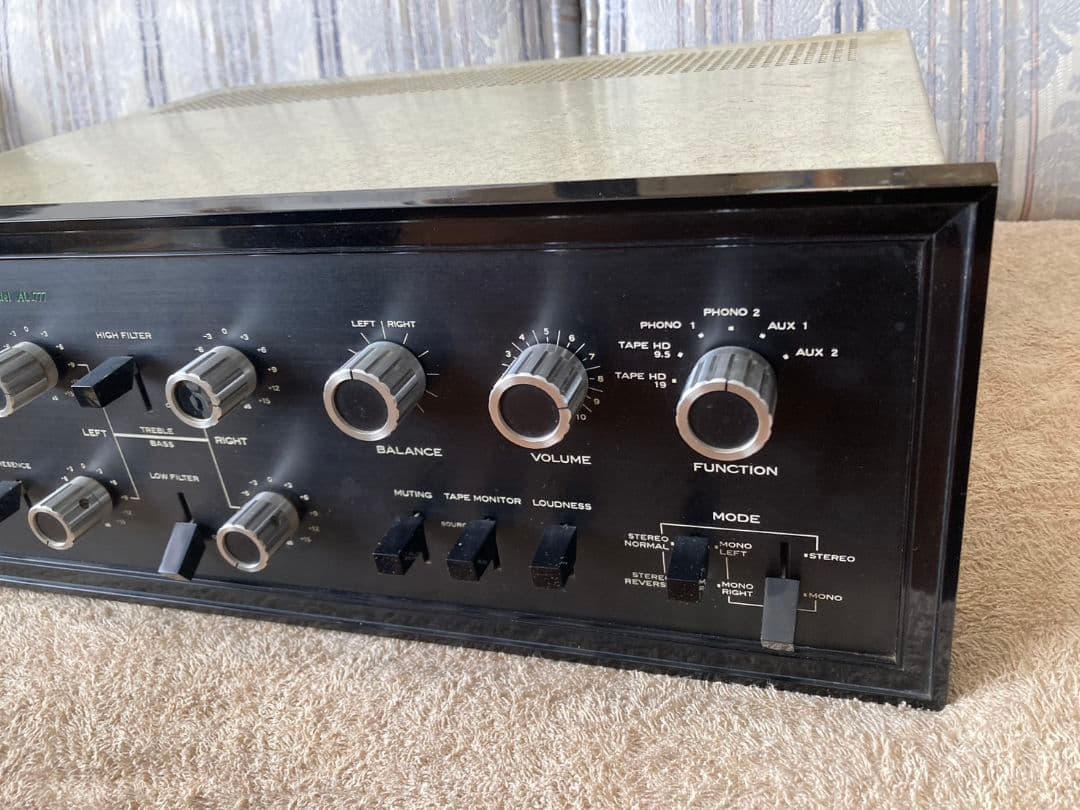 ★動作品!　SANSUI プリメインアンプ AU-777