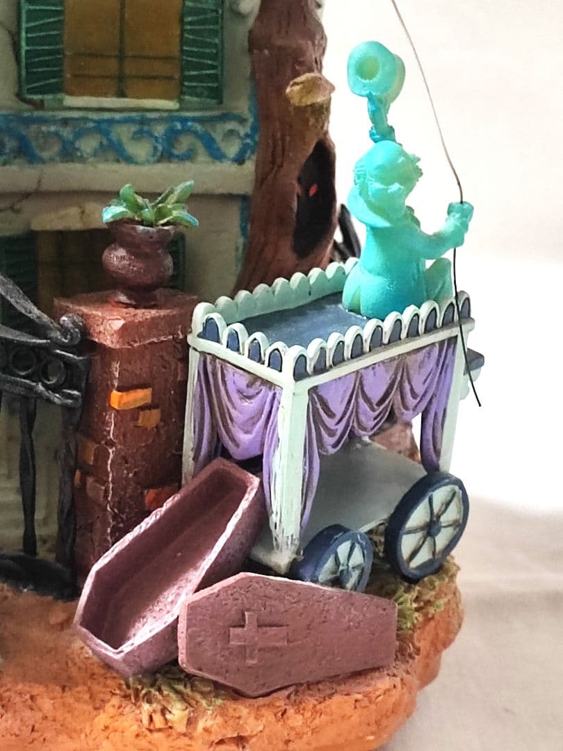 ホーンテッドマンション・ライトアップハウス フィギュア