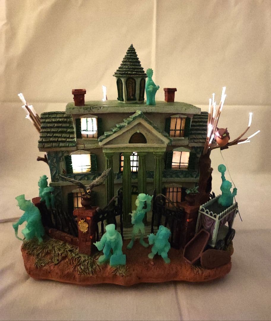 ホーンテッドマンション・ライトアップハウス フィギュア