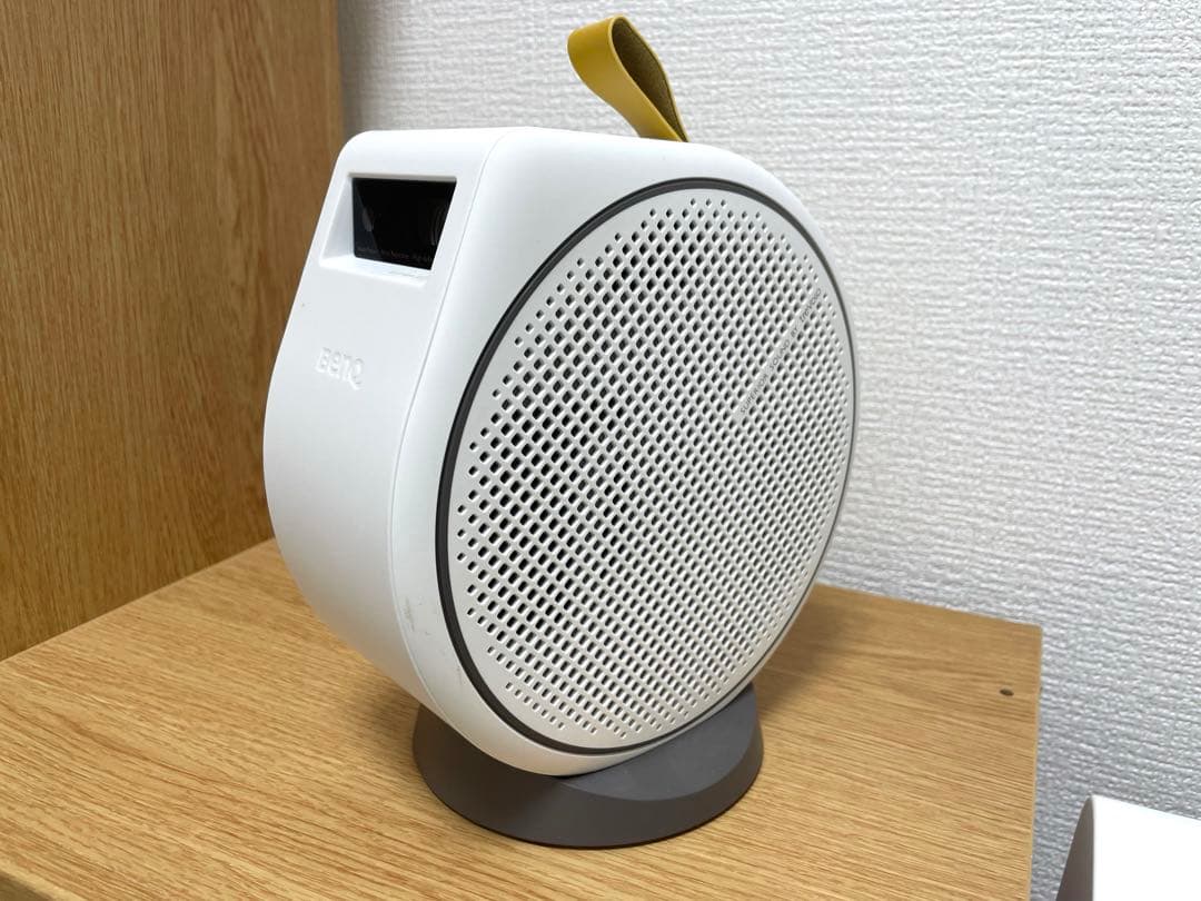 美品・BenQ GV30 モバイルLEDプロジェクター・初期化済