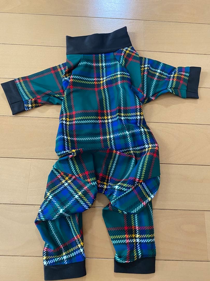 キャバスーツ　イヌクローゼットおまとめ2枚