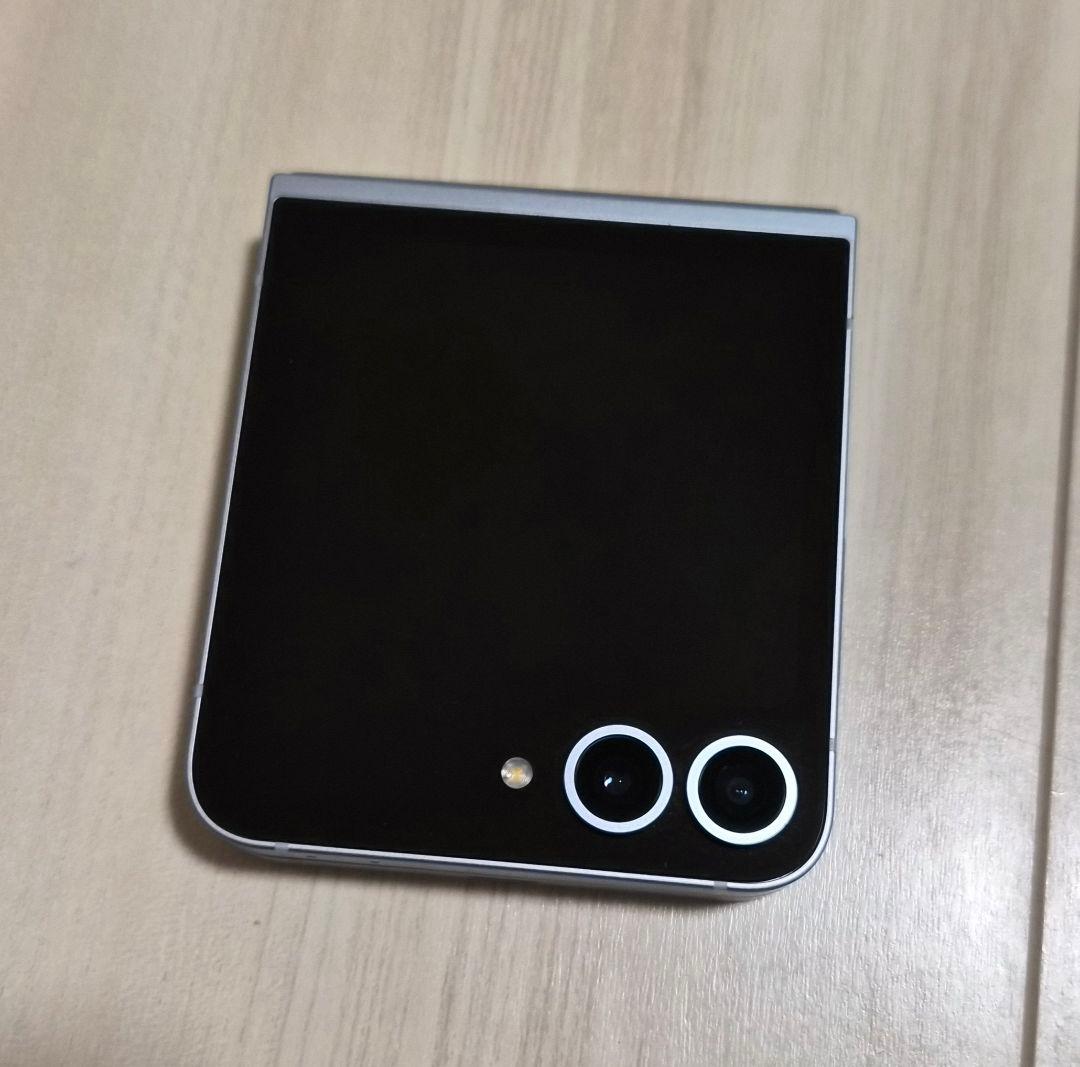 Galaxy ZFlip6 ブルー ケース2つ付き SAMSUNG