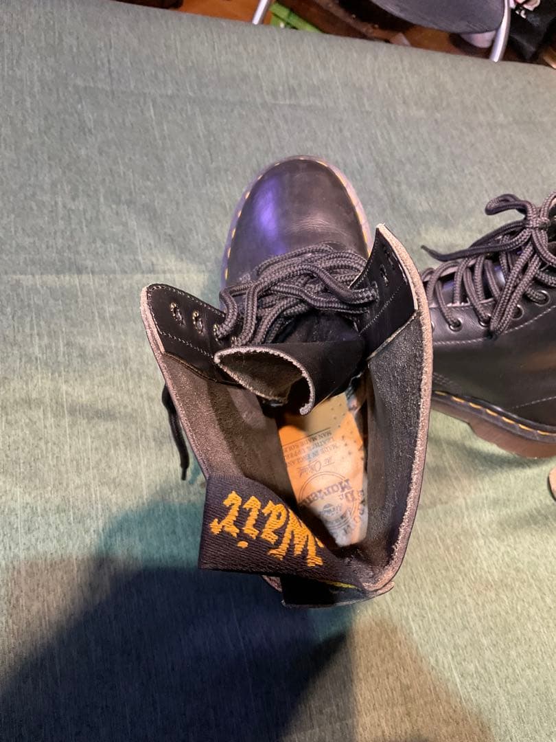 Dr.martens 10ホール新品同様　訳あり