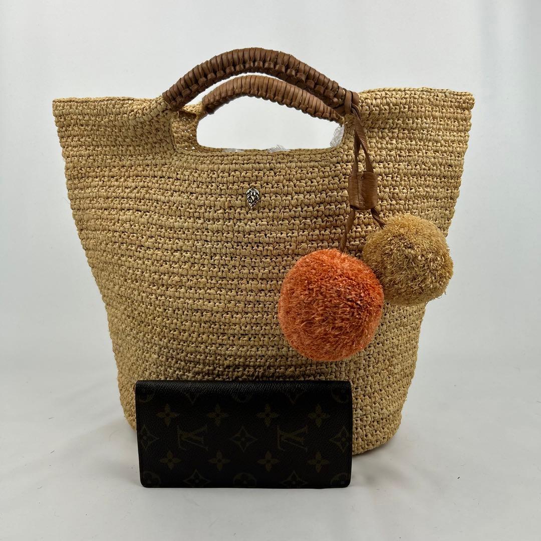 【美品】 ヘレンカミンスキー ラフィア カゴバッグ チャーム　トートバッグ　金具