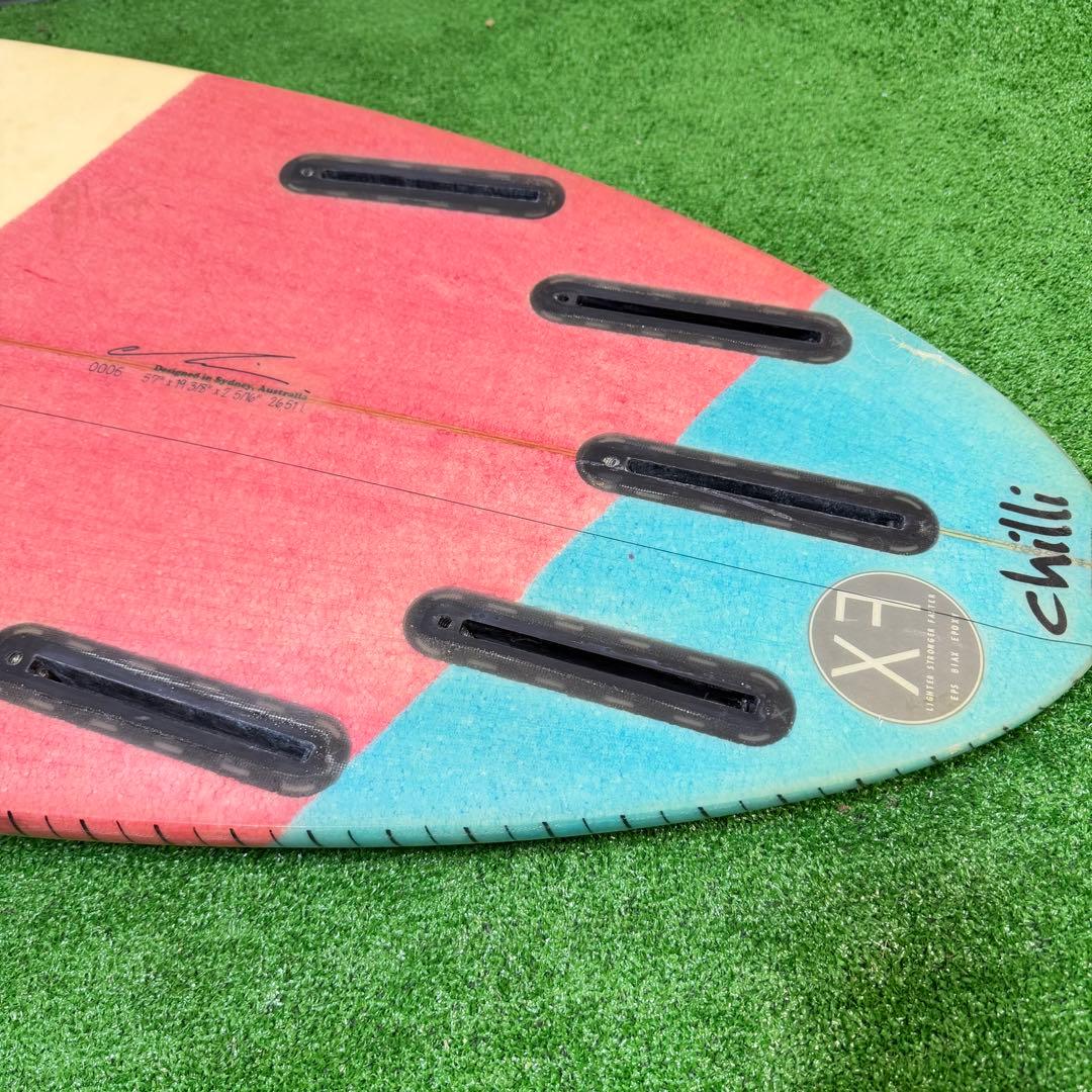 激レア　chilli ショートボード　5’7ft RAREBIRD クアッド