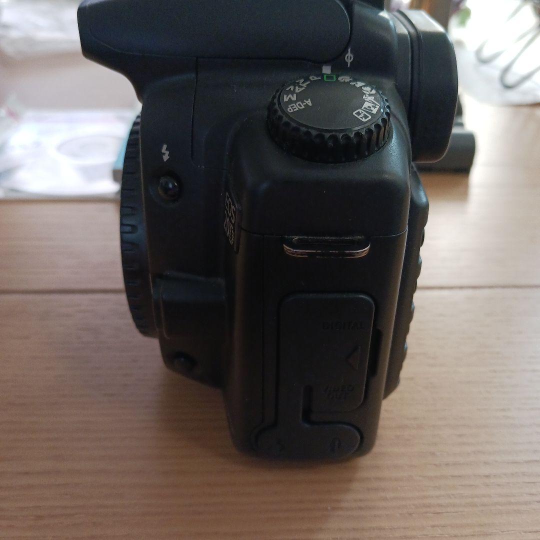 キャノン　Canon EOS 20D デジタル一眼レフカメラ