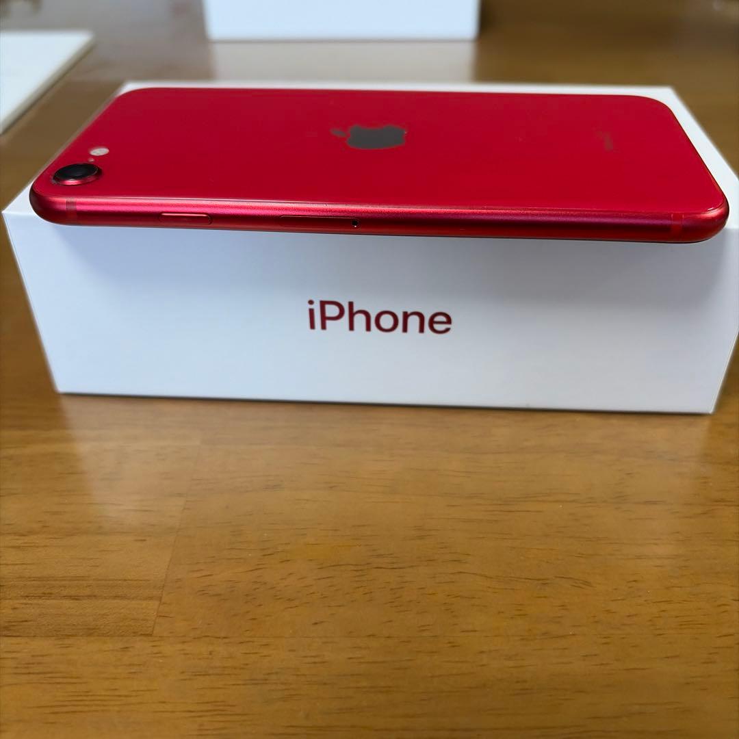 Apple iPhone SE (第2世代) レッド あや