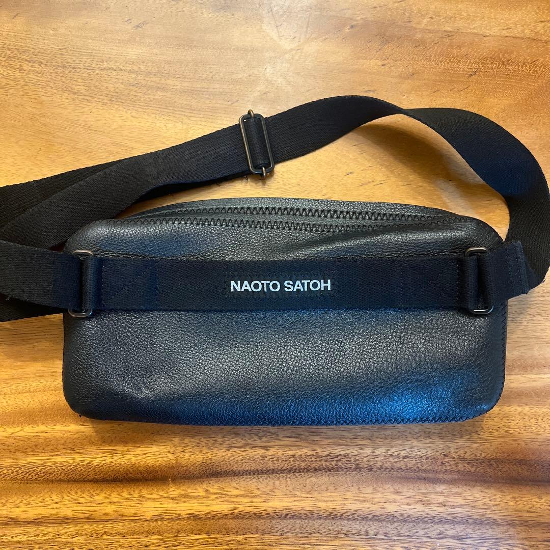 NAOTO SATOH スクエアボディバッグ
