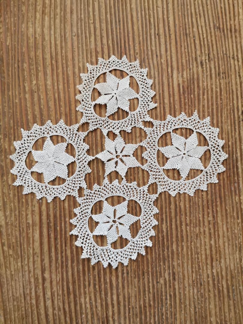 アンティーク アルメニアンレース 5ピース繋ぎのドイリー 雪型 花型 クロス型✜