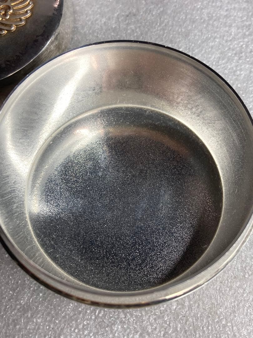 希少時代 天皇家下賜品 銀製 棗形 金象嵌 菊花紋章 鳳凰盛上文 ボンボニエール