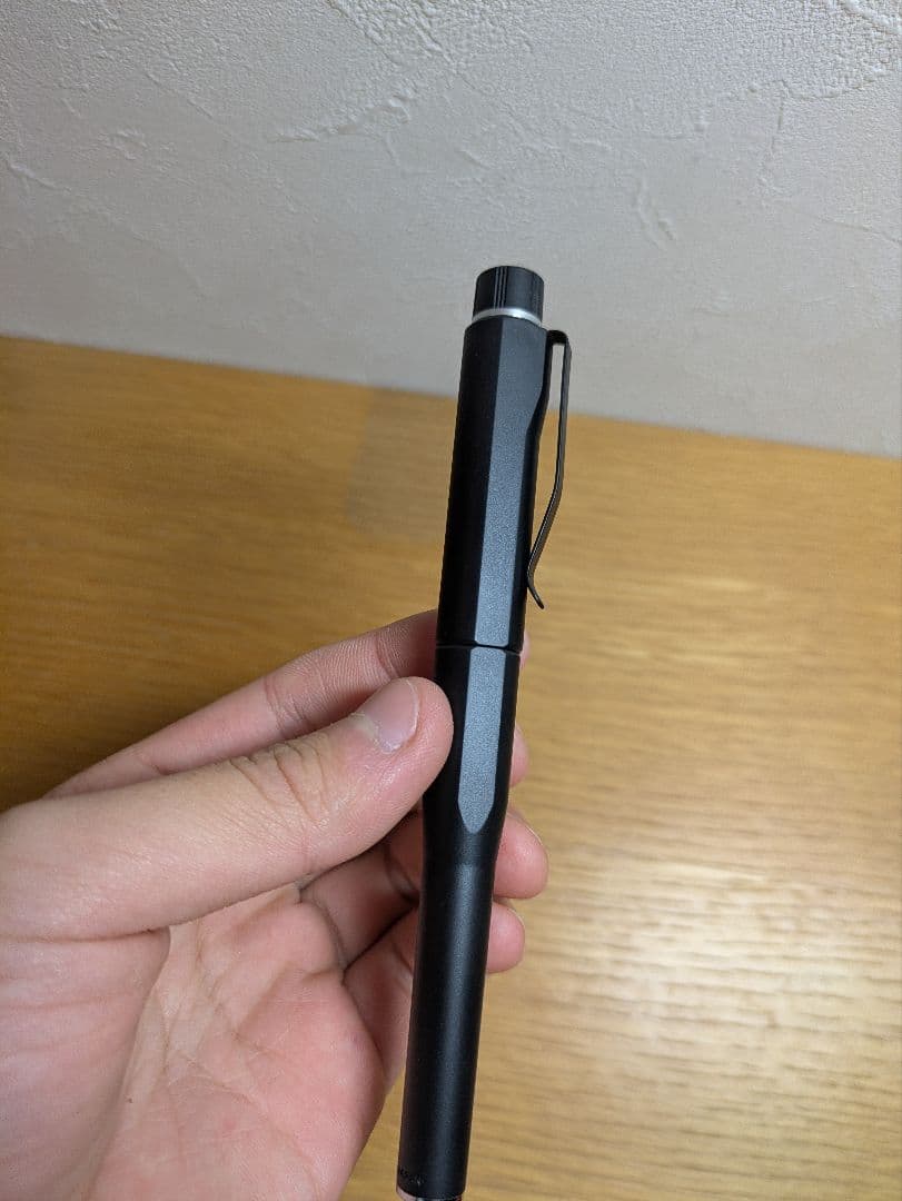 クルトガダイブ　マットブラック塗装