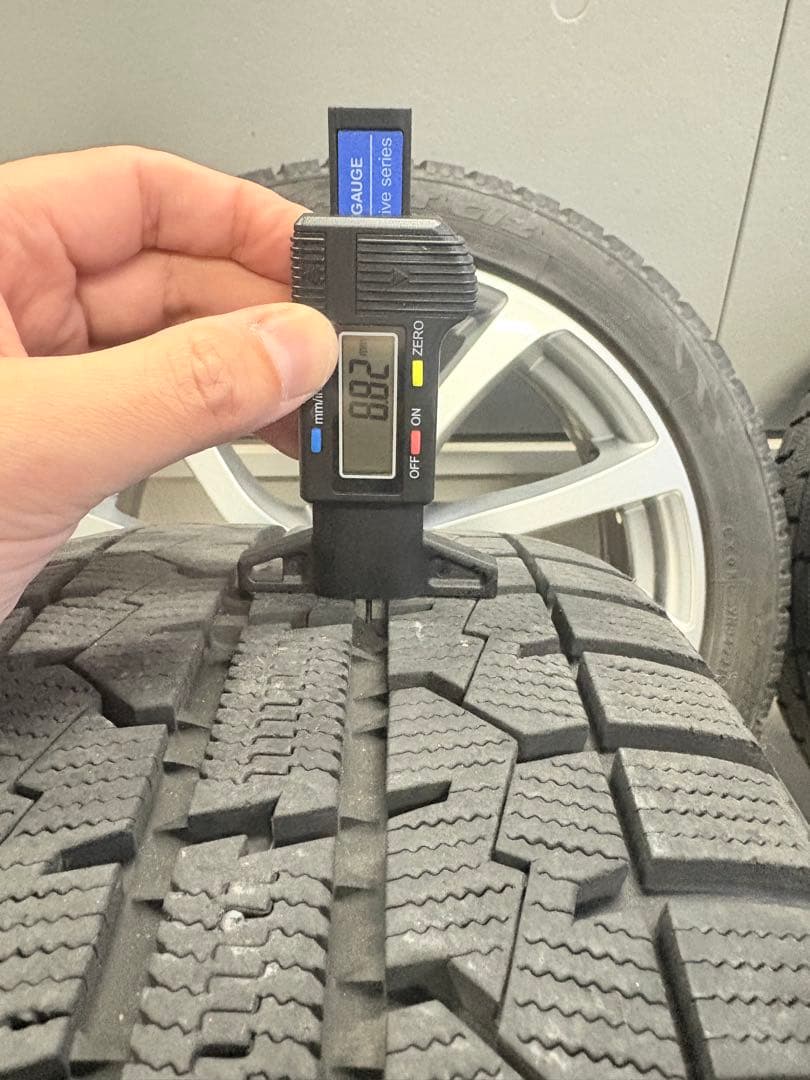 k-kichi①215/45R17スタッドレス