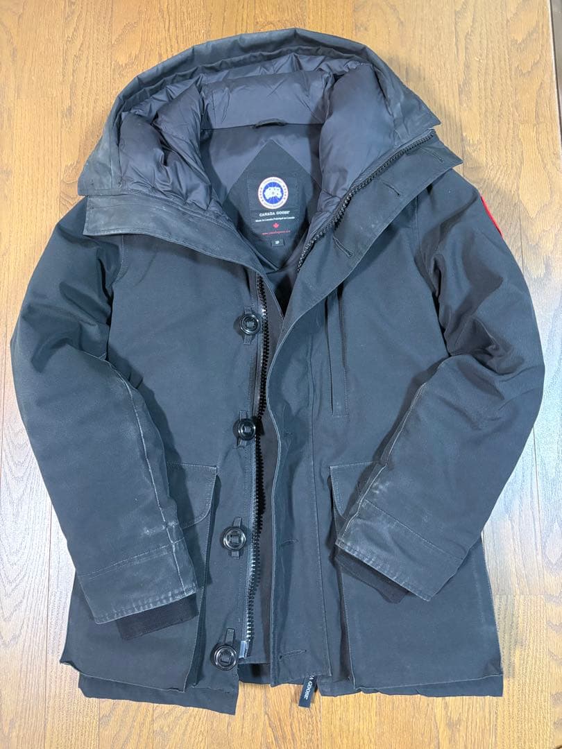 【週末限定価格】 カナダグース ダウンジャケット