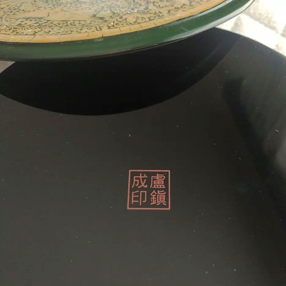 韓国漆器　螺鈿　美品お節正月縁起物　クジョルパン九節板　宝石箱