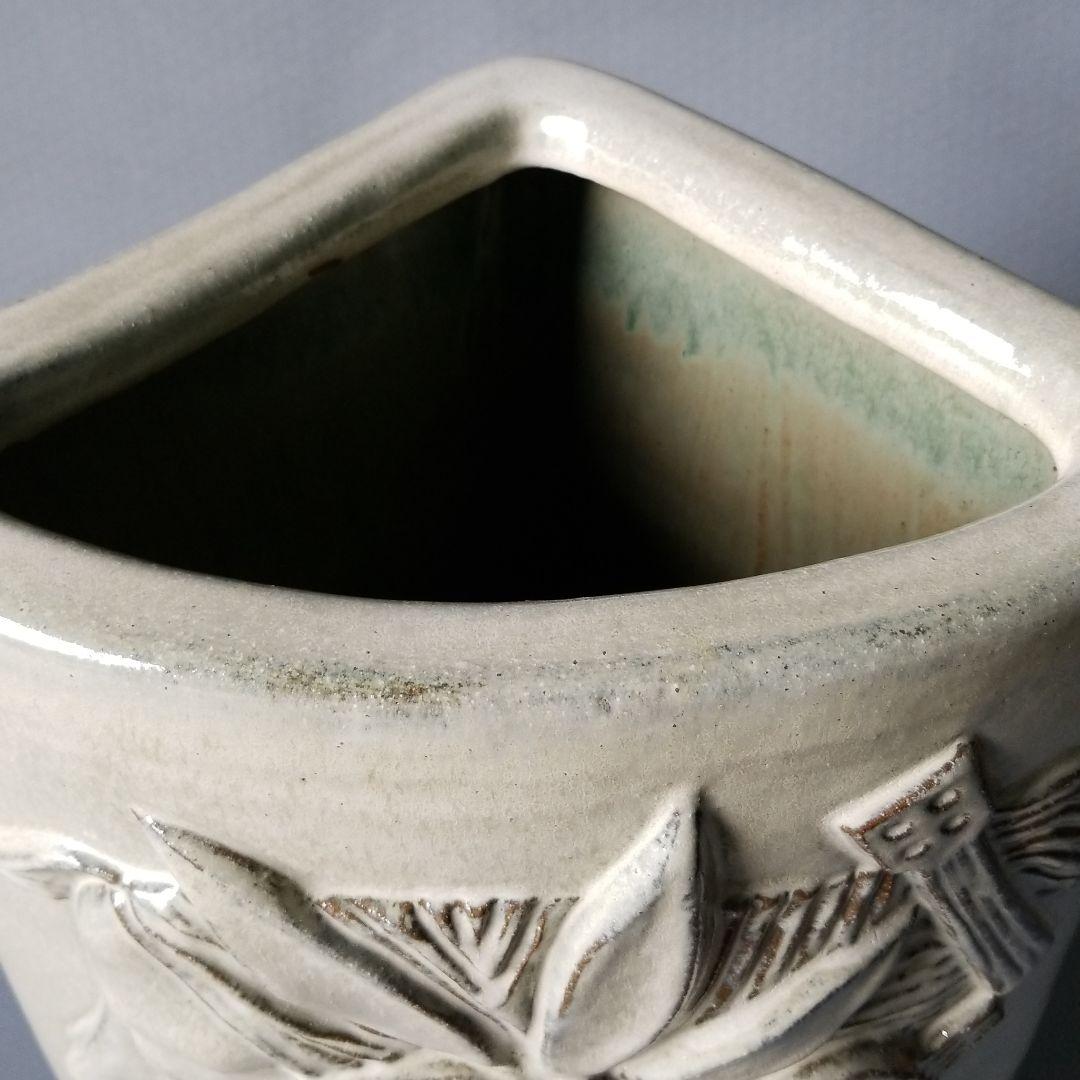 信楽焼傘立て  カルメン 高さ４５cm