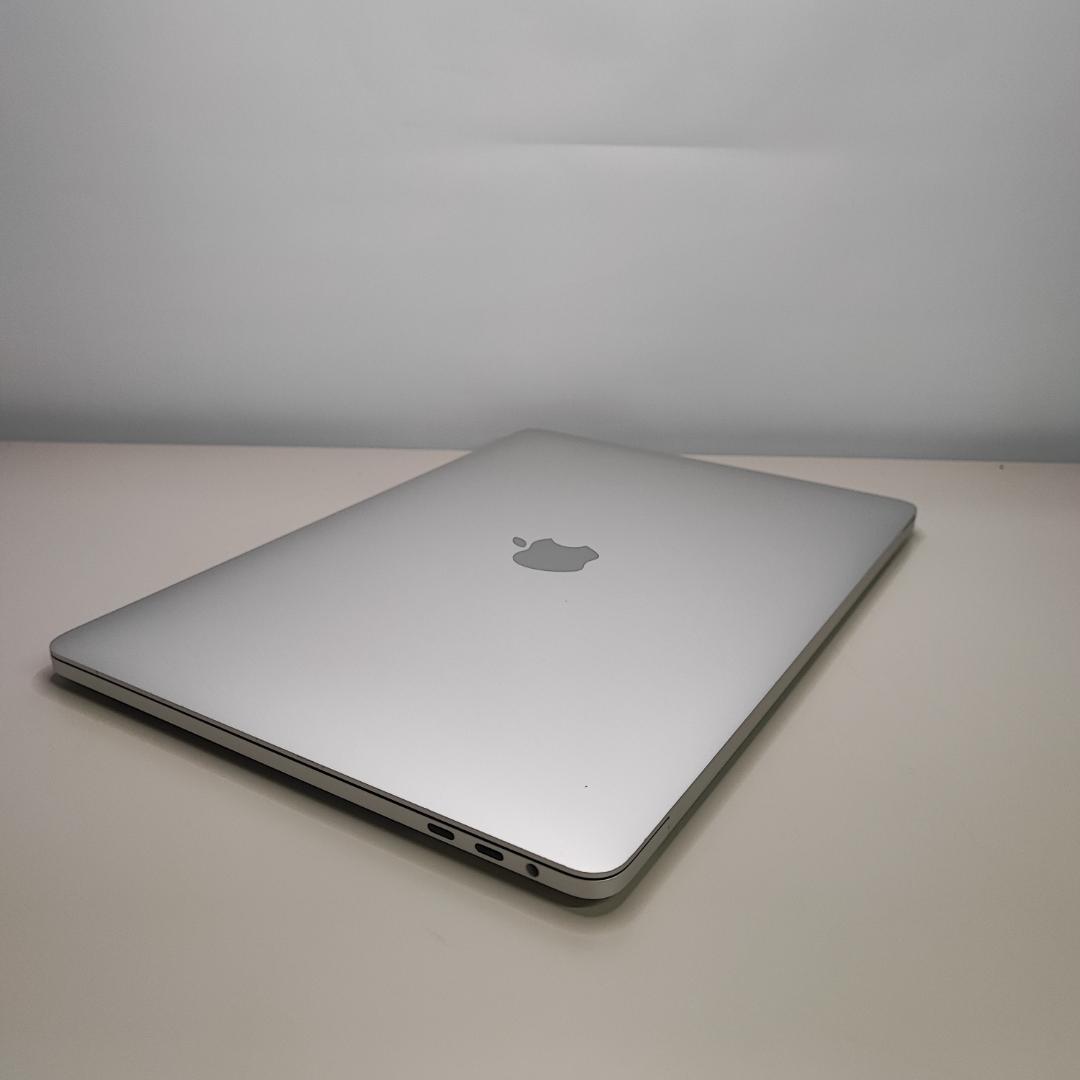 MacBookPro2019 13.3㌅ i7-8569/16GB/512GB