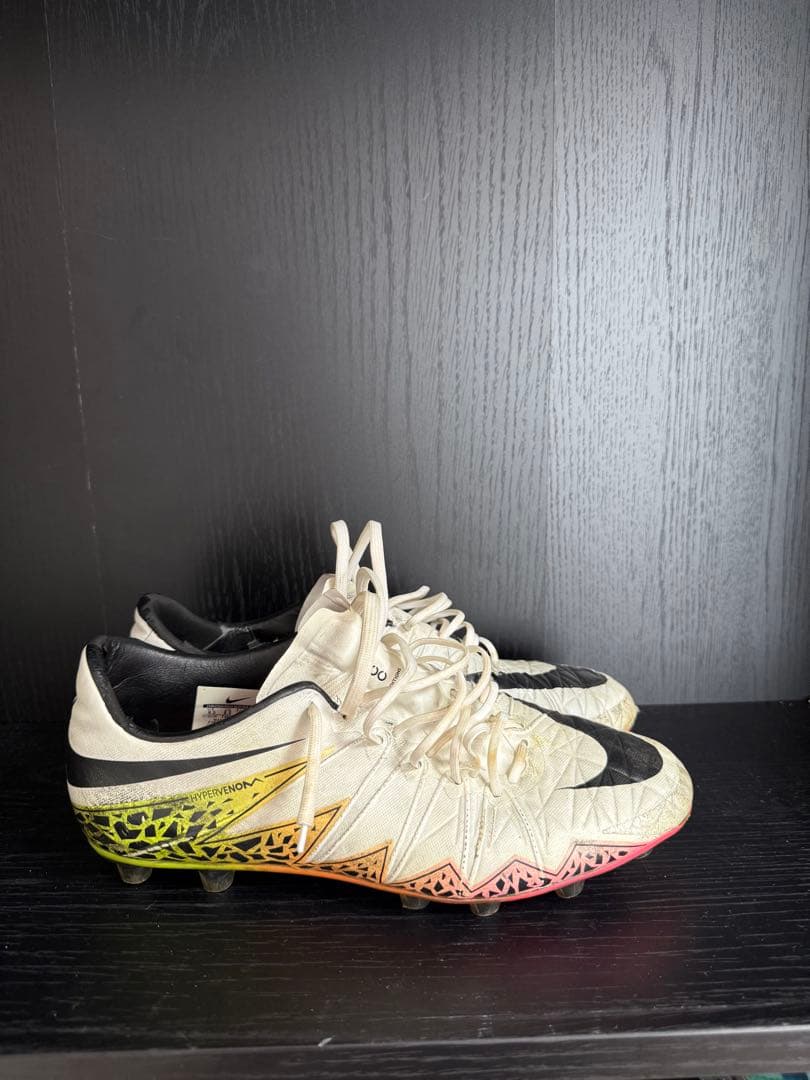 NIKE ハイパーヴェノムファントム2 HG-E