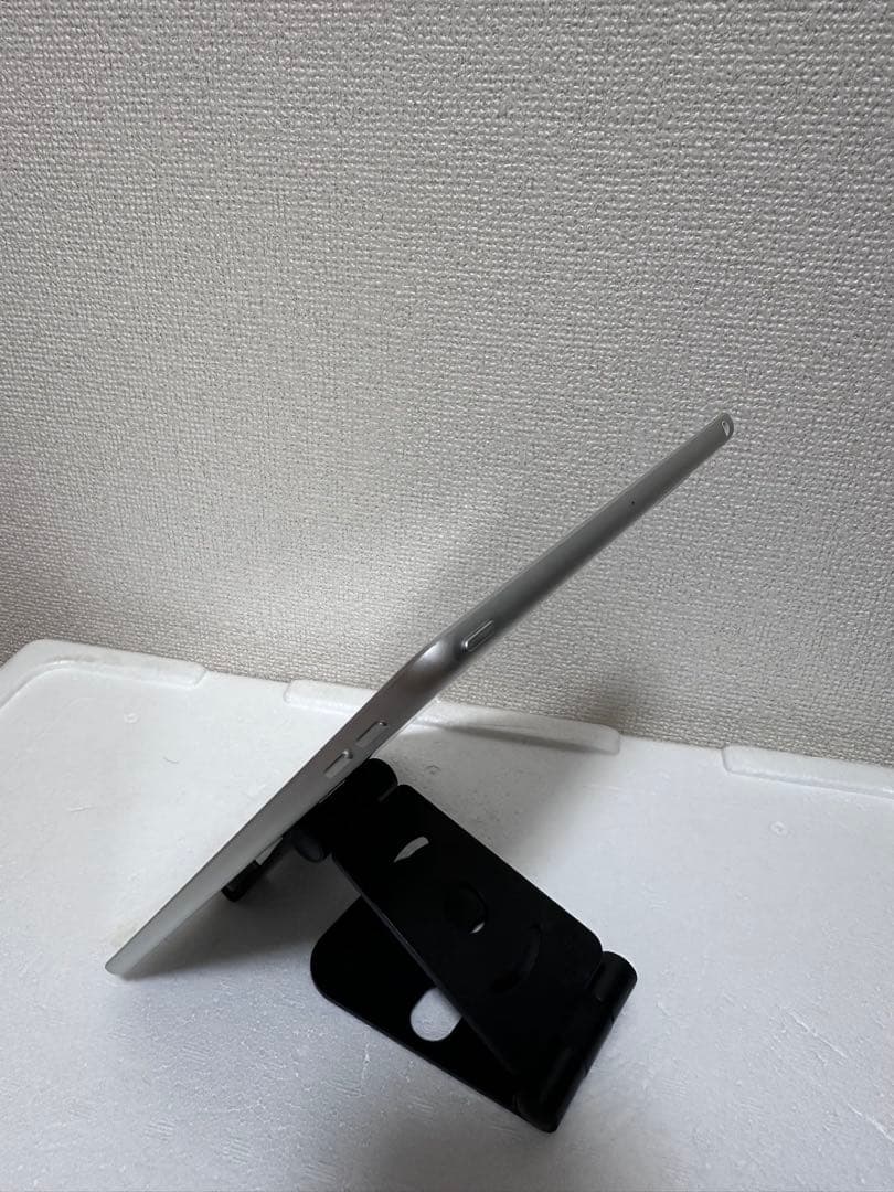 iPad 9.7インチ (第6世代) 32GB WiFi