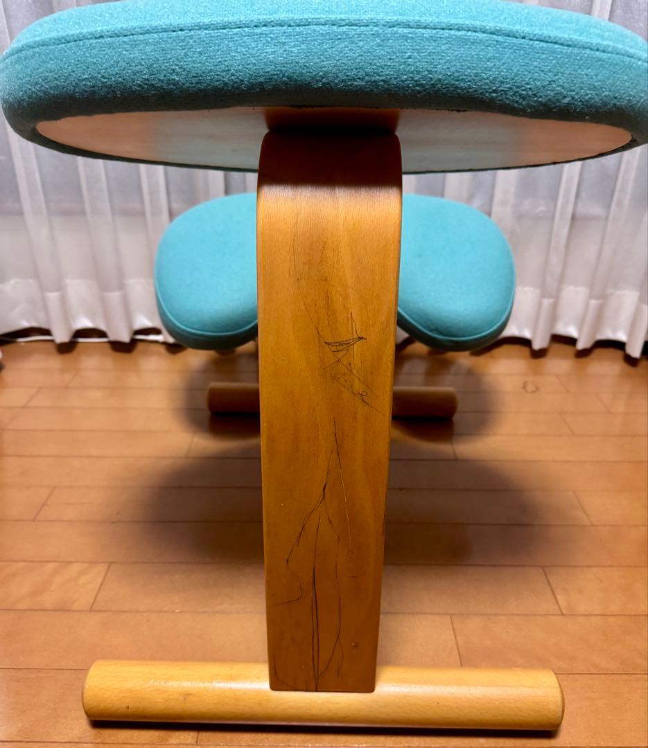 名古屋　引取り限定　リボ社 バランスチェア バランスイージー 2脚セット