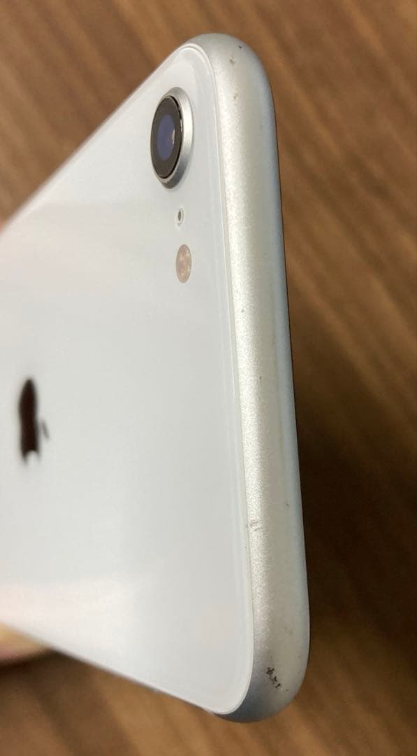 Apple iPhone SE 128GB ホワイト