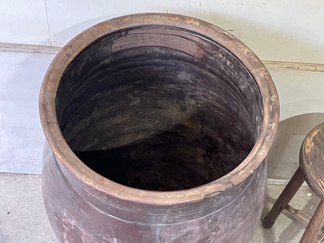 ヨ*ー様 古い唐津焼の大甕73.5cm 大瓶 壺 水瓶 古民具