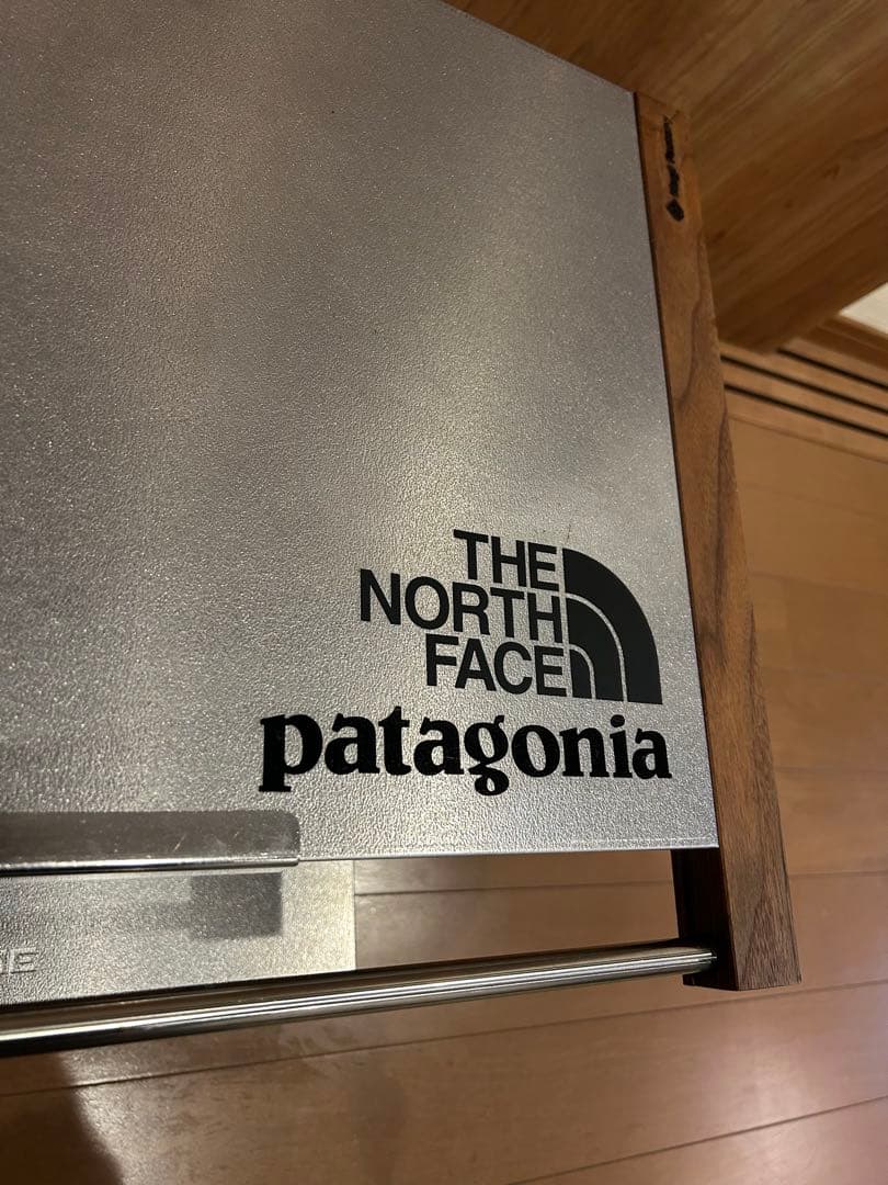 【けんぱっぱ】美品UNIFLAME 焚火テーブル