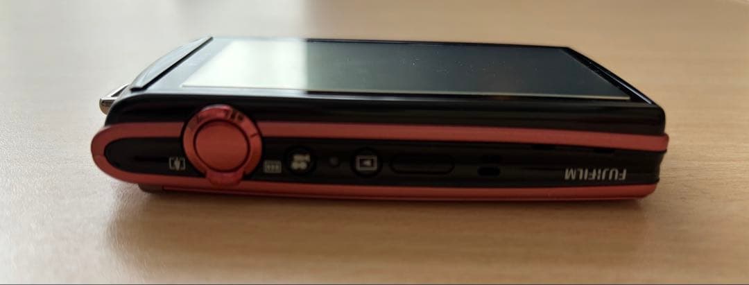 Fujifilm FinePix Z1100EXR ピンク