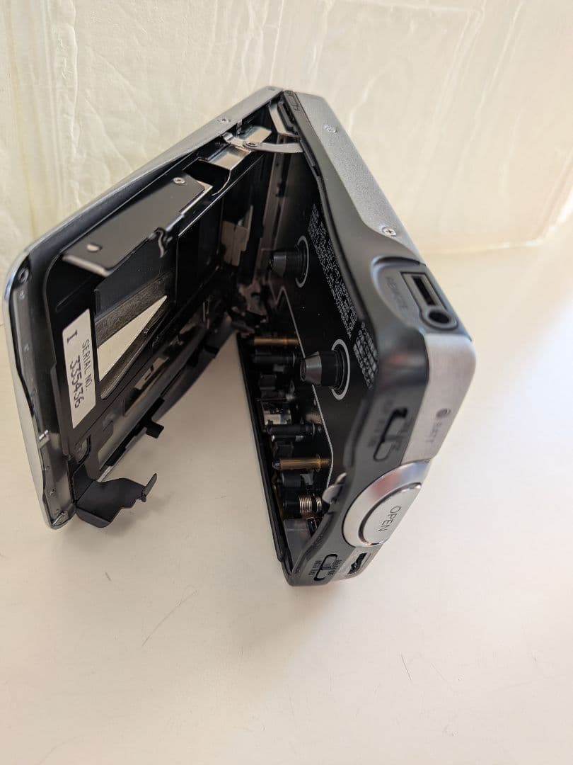 整備品 SONY WM-EX1 ソニー カセットウォークマン 充電器とガム電池付