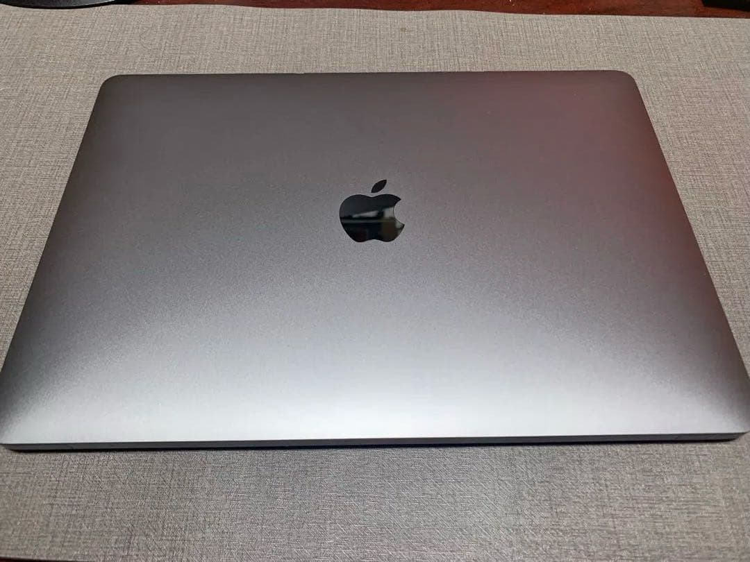 MacBook Air 13インチ Intel Core5 /16GB/258G