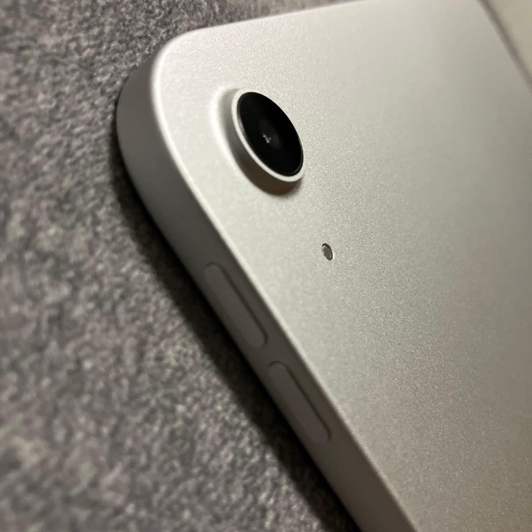 Apple iPad A16 第11世代 128GB シルバー Wi-Fiモデル