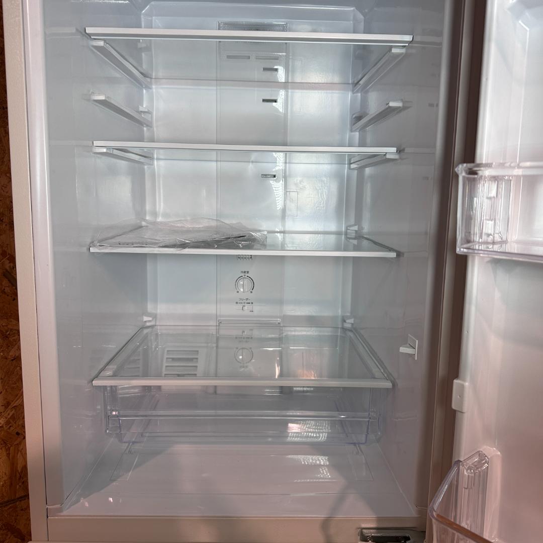 AQUA 冷蔵庫　201L 2022年　AQR-20M(W)