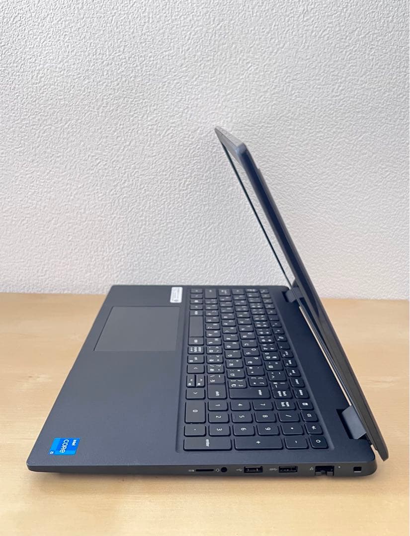 累積679H DELL Latitude 3520 メモリ16GB office