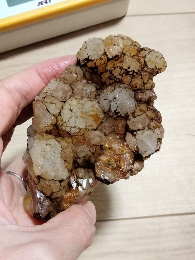 秋田県荒川鉱山水晶　多頭水晶　大サイズ　235g 鉱物水晶　多頭水晶　珍しいお品