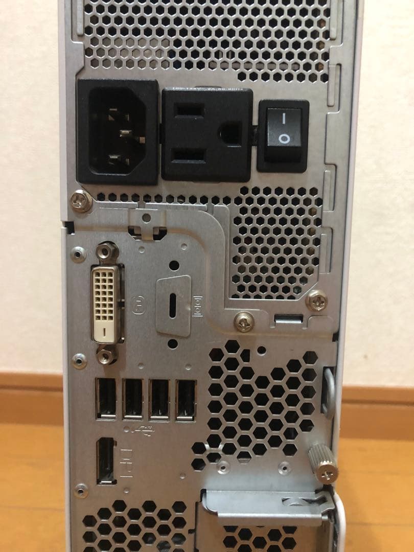 ESPRIMO/core i3/SSD128GB/DVDマルチ/win11pro