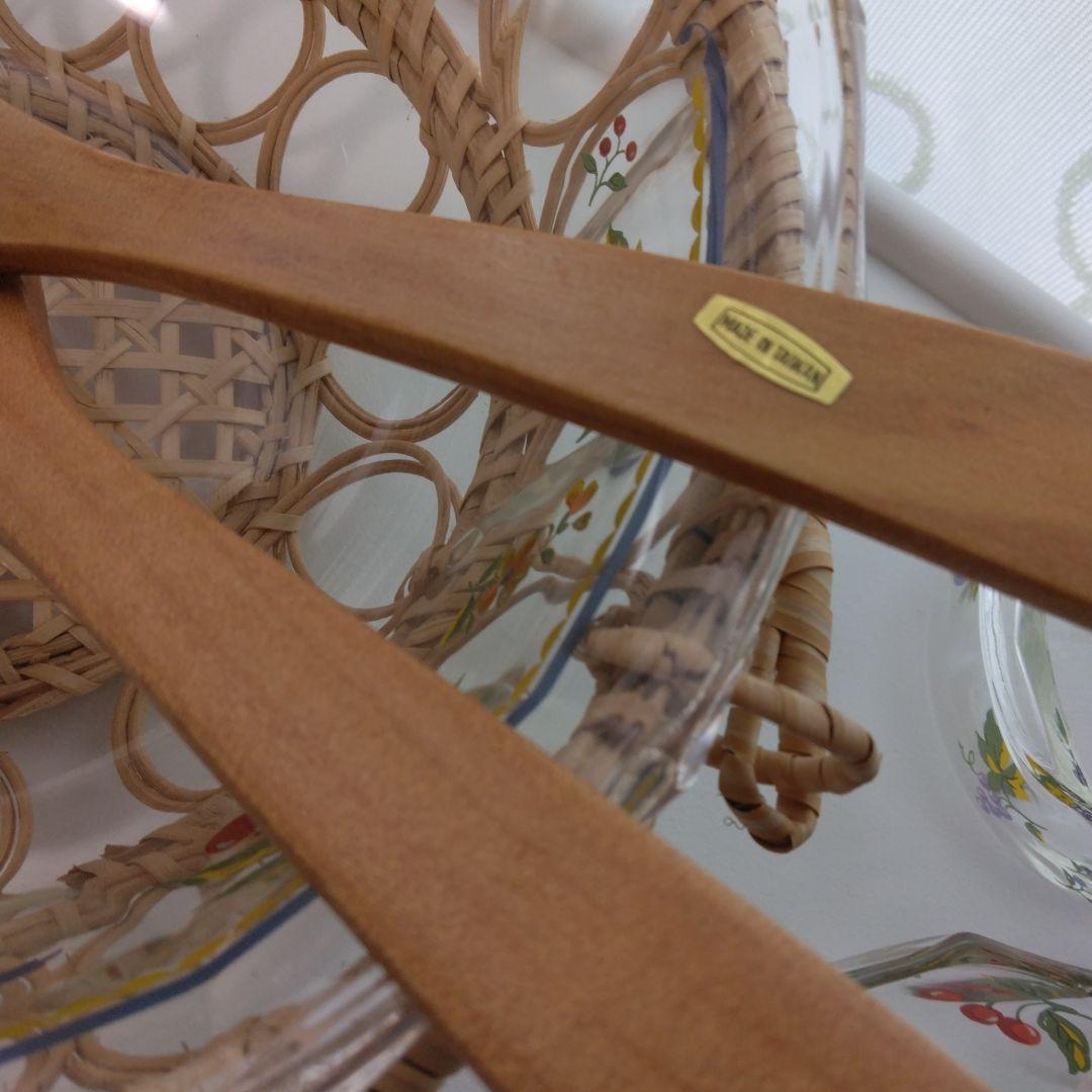 【PYREX パイレックス】耐熱ガラスボールとラタンのバスケット