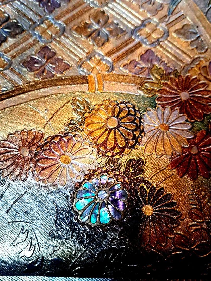 美品❇️豪華黒留袖　作家物螺鈿　古都絵巻 金彩　 比翼仕立て　フルセット