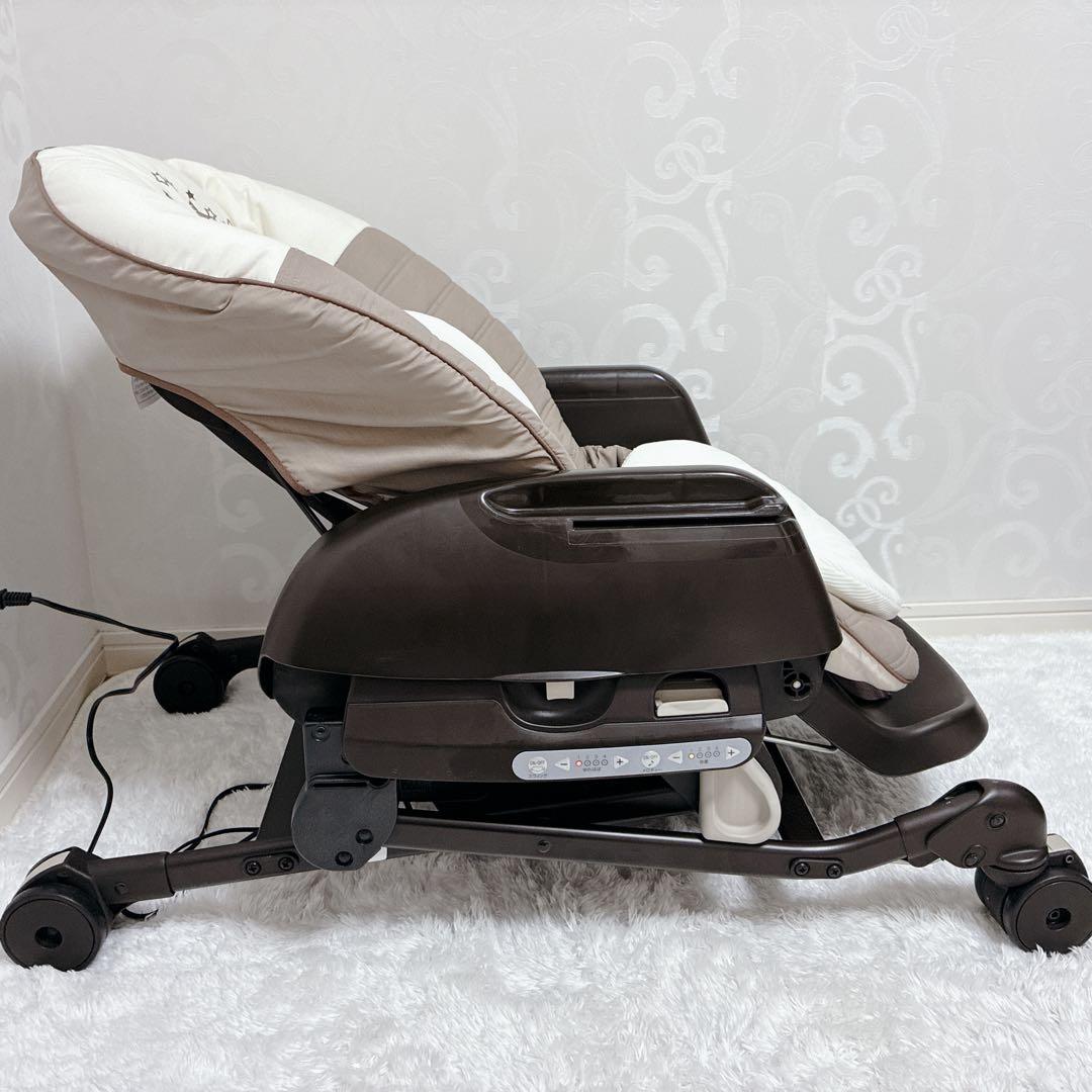 【美品】Combi コンビ ネムリラAT 新生児 自動 ハイローチェア